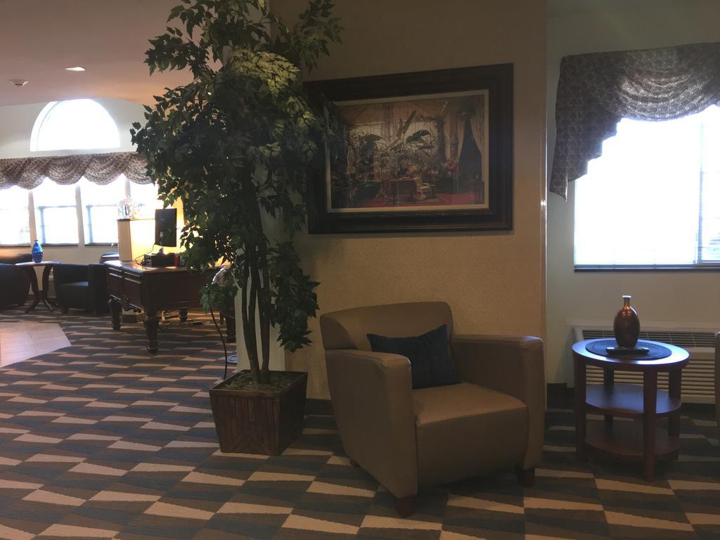 Microtel Inn & Suites By Wyndham Indianapolis Airport Bagian luar foto