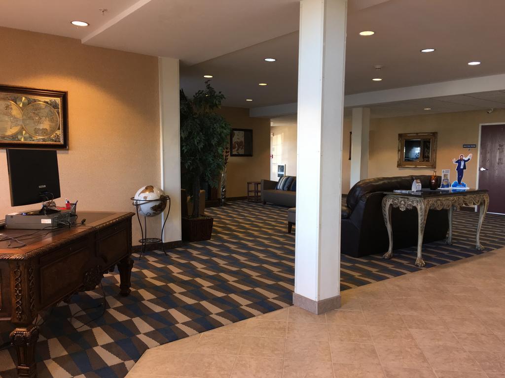Microtel Inn & Suites By Wyndham Indianapolis Airport Bagian luar foto