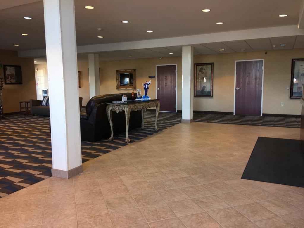 Microtel Inn & Suites By Wyndham Indianapolis Airport Bagian luar foto